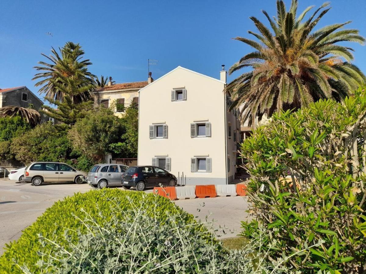 Apartman Tea Mali Losinj Bagian luar foto
